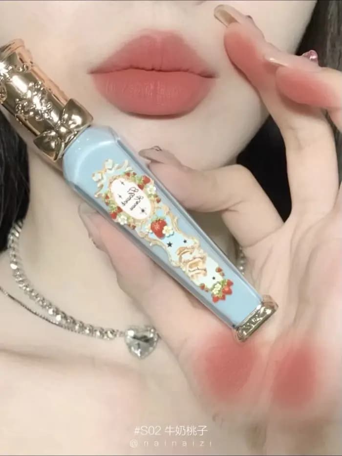Flower Knows – crème à lèvres en velours mat, fraise, Rococo, longue durée, douce, maquillage tendan