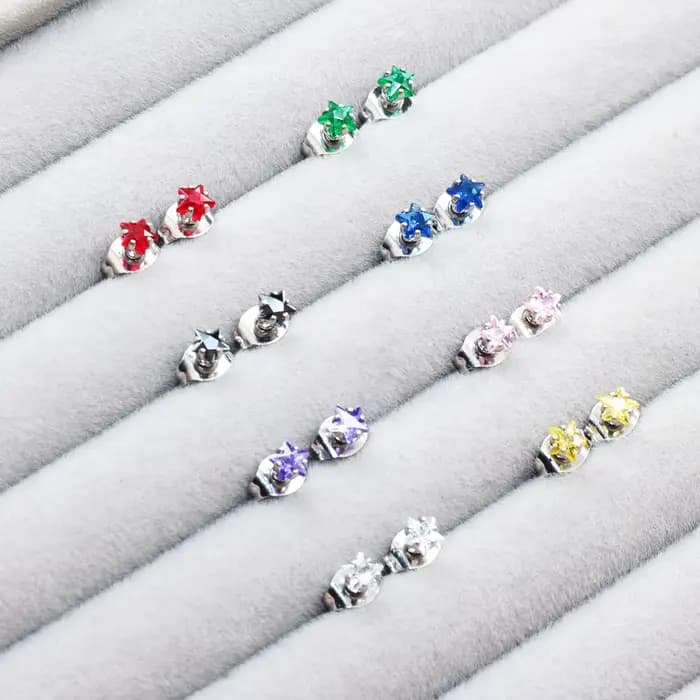 Mini boucles d'oreilles à clous en acier inoxydable, couleur étoiles rouges, 4mm, nouveaux bijoux en cristal avec Anti-allergie