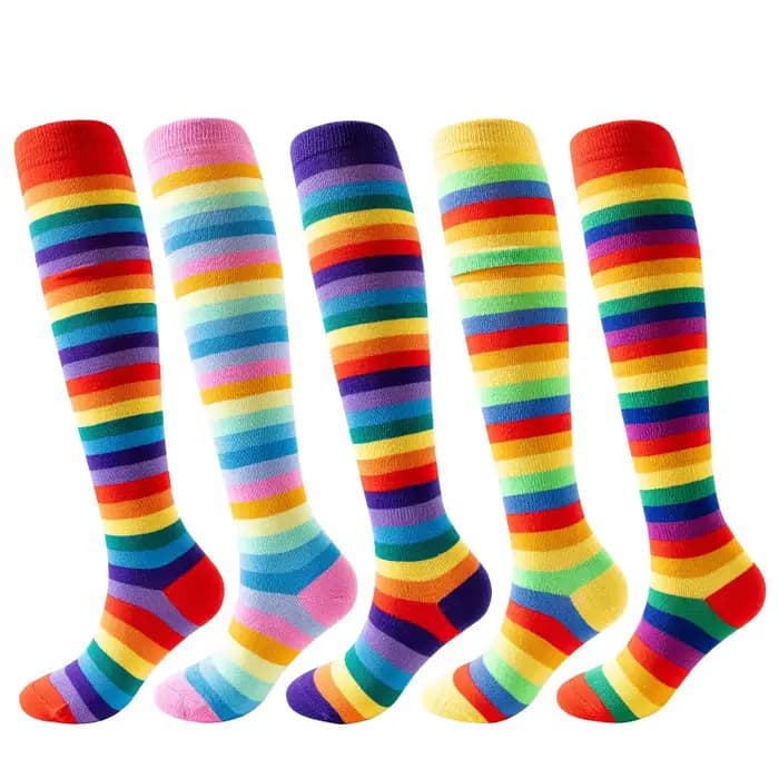 Chaussettes longues rouges à rayures colorées pour femmes, européennes et américaines, hautes, genoux en coton, chaussettes de fête