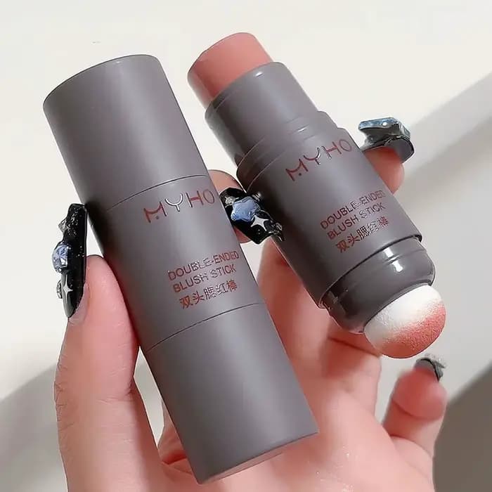 Bâton de blush à double extrémité