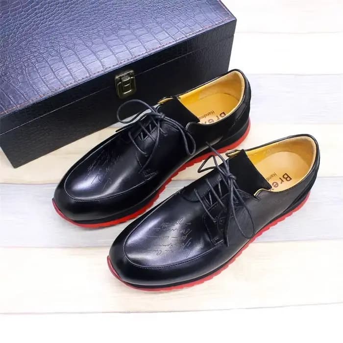 Chaussures en cuir faites à la main pour hommes, élégantes, à lacets, semelle rouge antidérapante, pour Occasions et Banquets décontractés à la mode