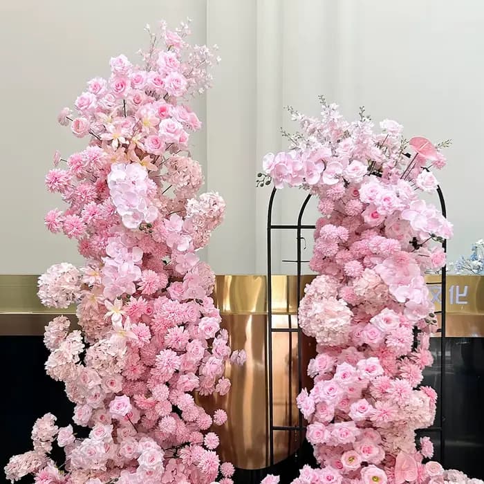 Décoration d'arche de fond KT avec arrangement floral 5D rose, rangée de fleurs d'hortensia, d'orchidée et de rose, accessoires de mariage et centre de table sphérique