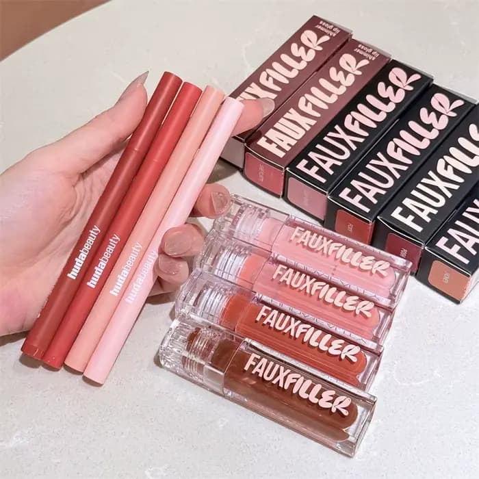 Huda beauté Contour des lèvres tache