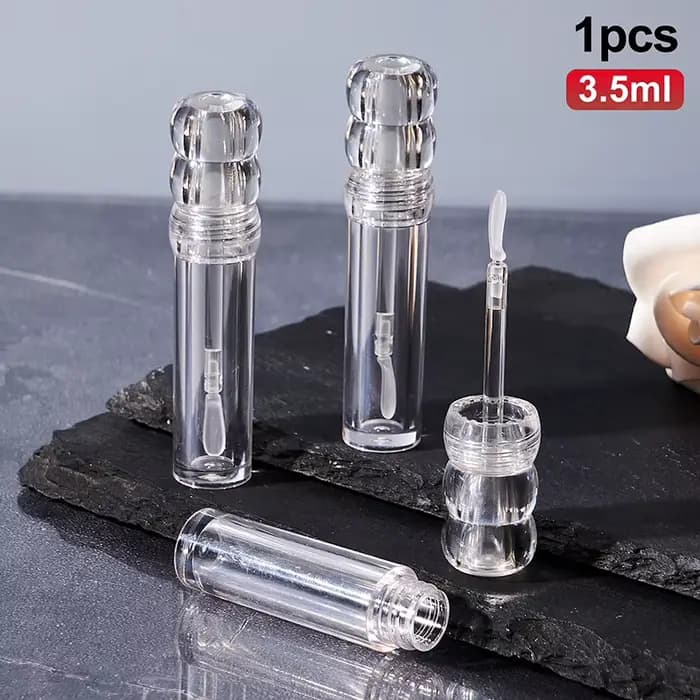Tube de brillant à lèvres cosmétique rond