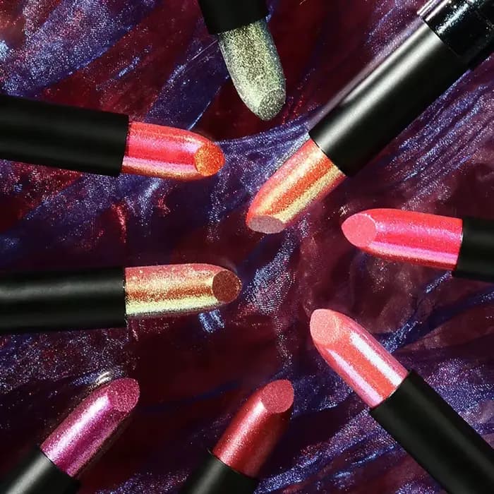 Rouge à lèvres métallique à paillettes