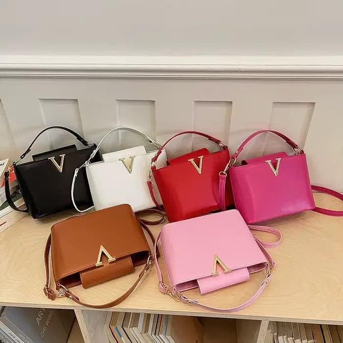 Sac à main tendance en forme de V, petit sac seau, sac bandoulière élégant, style minimaliste urbain, en cuir PU
