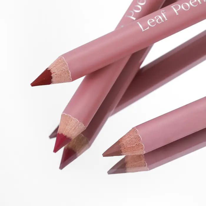 Crayon à lèvres mat en bois imperméable et durable