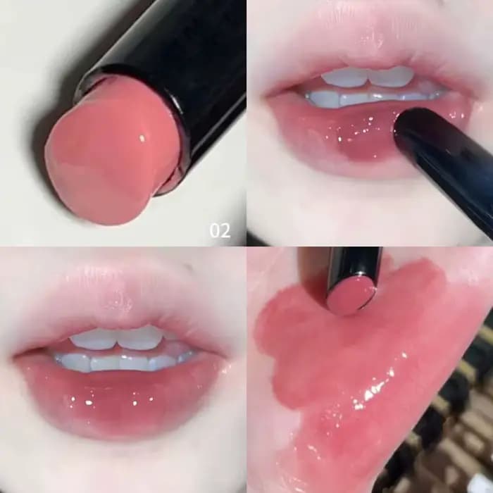 Le rouge à lèvres miroir a une texture lisse