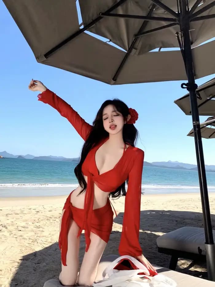 Maillot de bain bikini pour femme 2026, nouveau modèle rouge, sexy, quatre pièces, à manches longues, effet amincissant, vêtements de bain pour femme