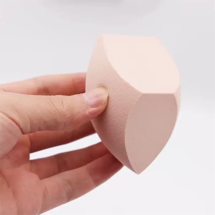 Éponge de maquillage extra large pour fond de teint