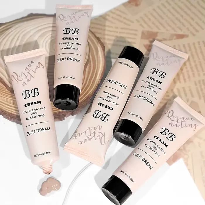 BB Cream-Fond de teint liquide