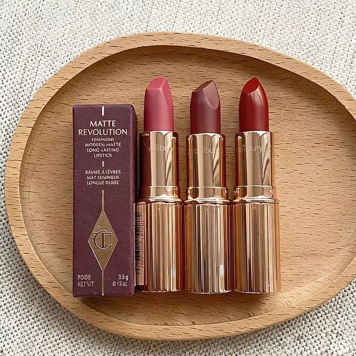 Charlotte Tilbury Maquillage Rouge à Lèvres Walk of No Shame Rose Gracieux Pillow Talk Gloss Hydratant Repulpant Fraise Vanille