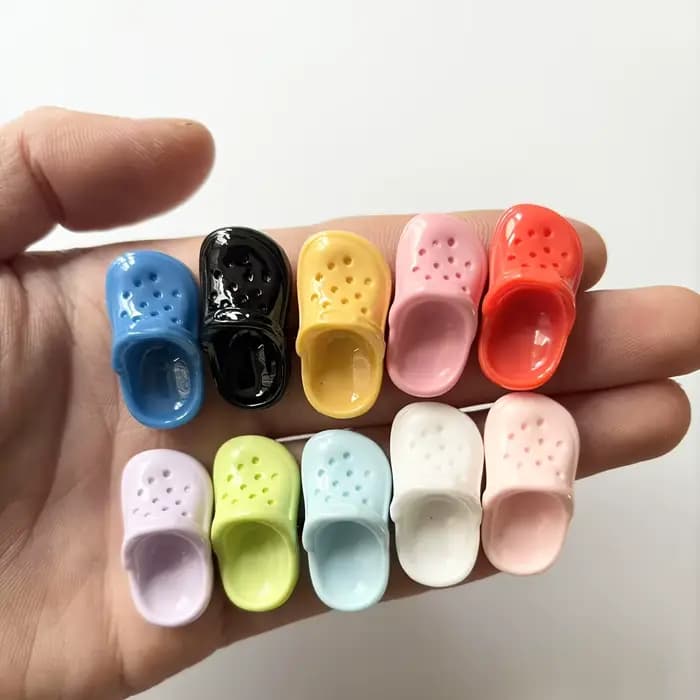 Mini pantoufles, aimants de réfrigérateur en résine, décorations magnétiques mignonnes pour la maison, cadeaux magnétiques