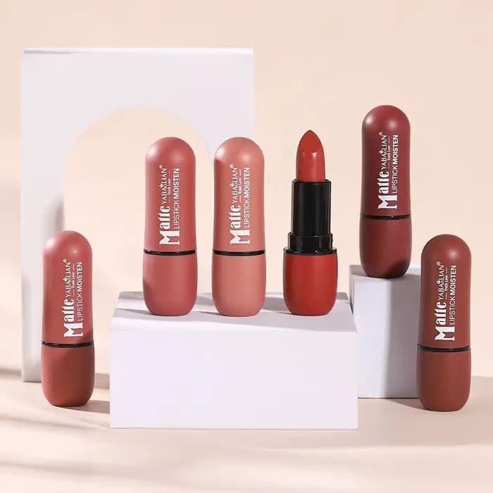 Rouge à lèvres mat longue durée