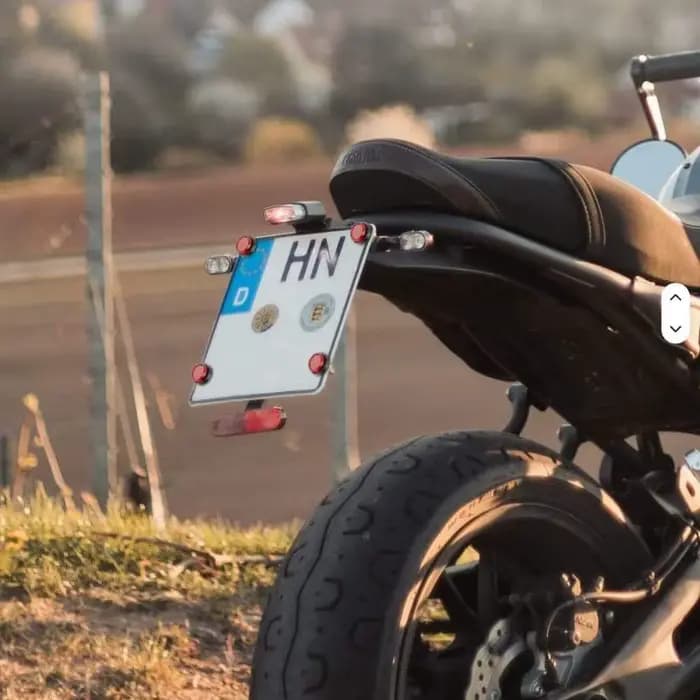 Réflecteurs ronds rouges auto-adhésifs, 2 pièces, étanches, haute visibilité, signes de sécurité pour vélos, motos, scooters