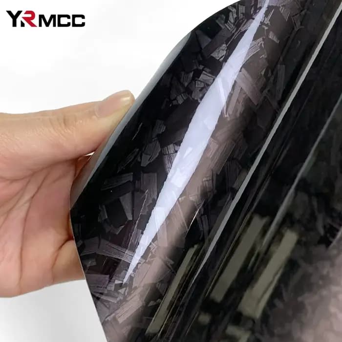 Film de Fiber de carbone noir brillant, Film de carrosserie de voiture forgé en Fiber de carbone, Film d'enveloppe en vinyle, autocollant auto-adhésif pour accessoires de voiture