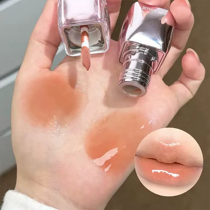 Brillant à lèvres en poudre transparente