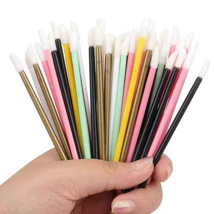 Brosse à lèvres jetable