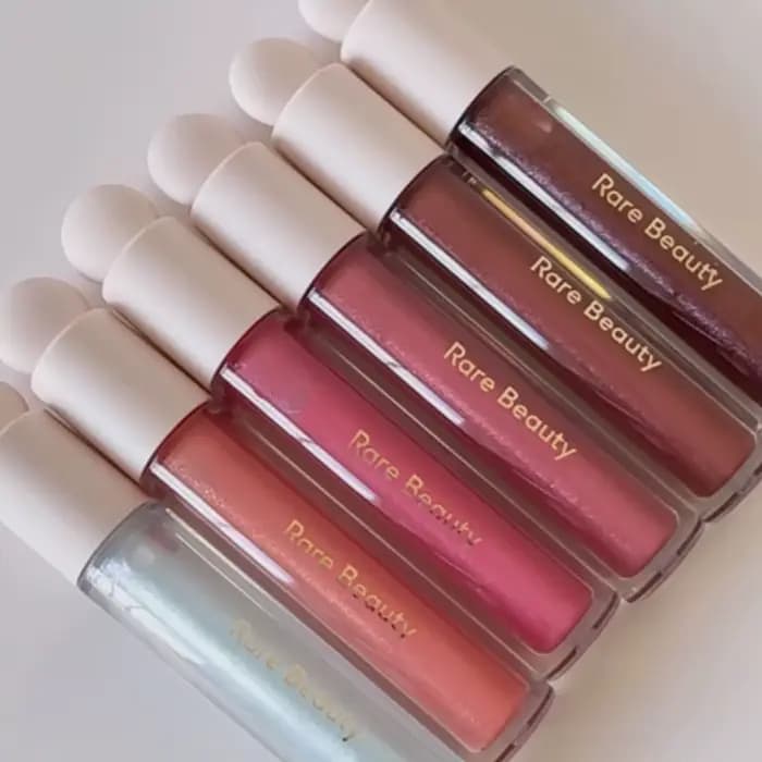 Nouveau baume à lèvres brillant Rare Beauty