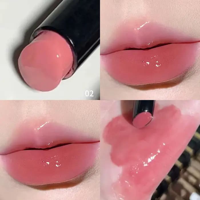 Le rouge à lèvres miroir a une texture lisse, une couleur riche et un film formant qui ne se s'allon