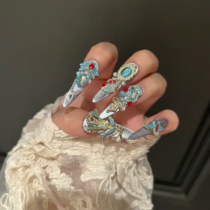 Baroque - Style presse - sur les ongles avec strass perles accessoires en métal, matériau ABS de haute qualité, design exagéré pour