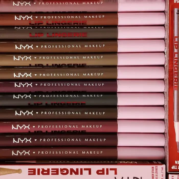 Crayon à lèvres NYX Lip Liner Stain à pointe feutre pour une application précise sans débordement