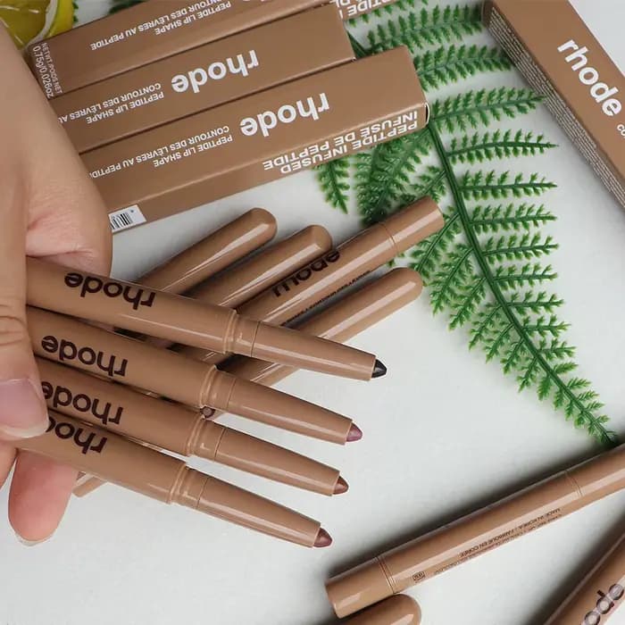 Rhode Skin Peptide Lip Shape Pen