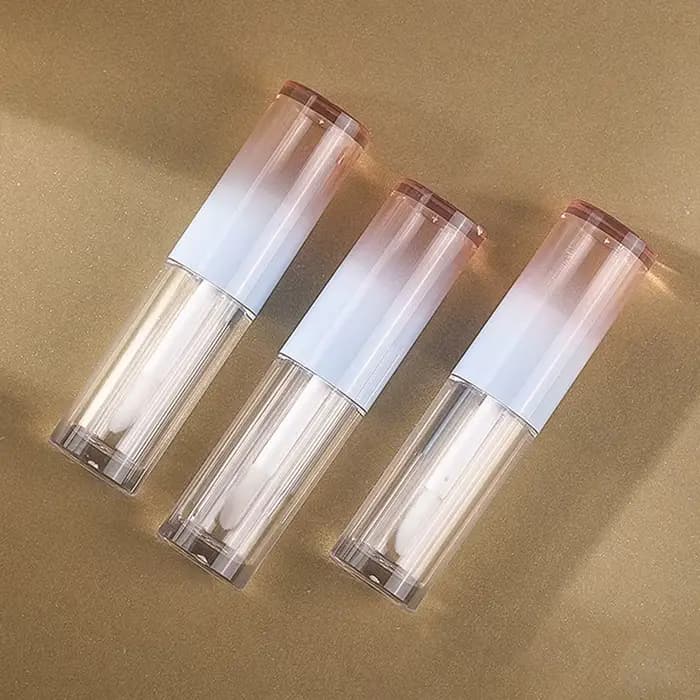 Bouteille de glaçage à lèvres dégradé rose bleu