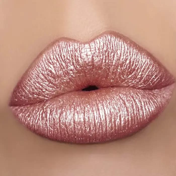 Rouge à lèvres métallique à paillettes longue durée