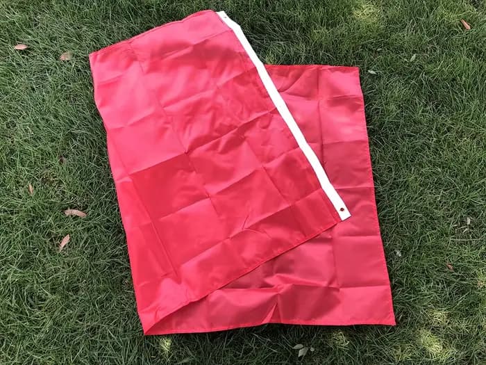 (DRAGON FLAG) Drapeaux rouges 90x150cm, bannière de couleur unie, drapeaux suspendus en polyester, drapeaux DIY pour la décoration