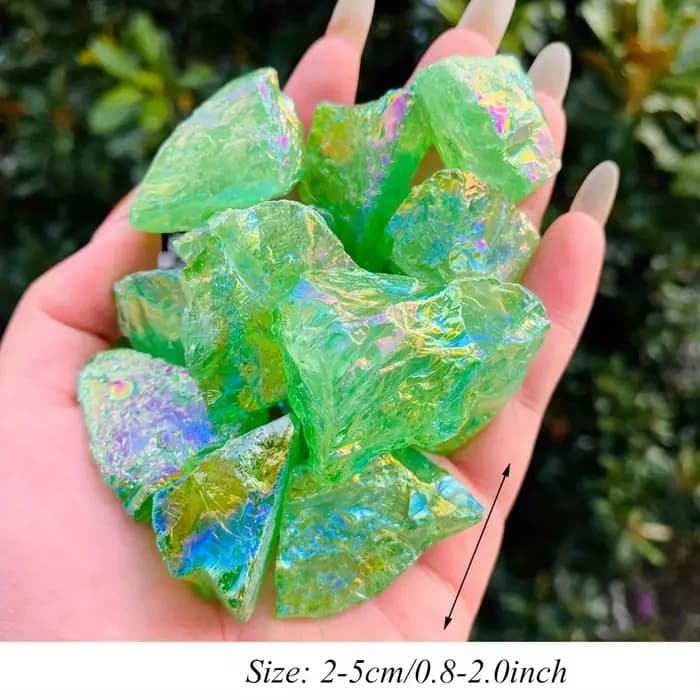 Pierre de quartz verte aux couleurs irisées, disponible en versions polies et non polies