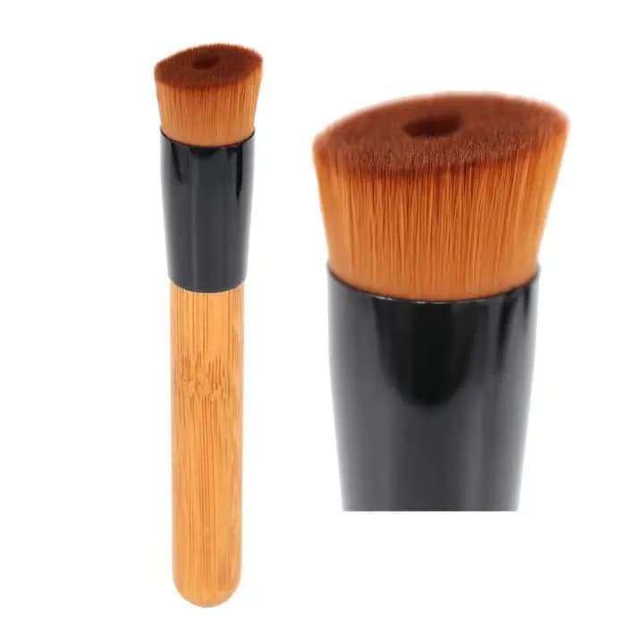 Pinceau de maquillage professionnel pour fond de teint liquide