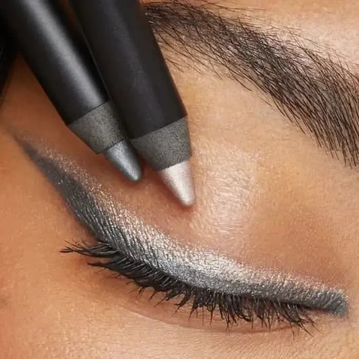 Crayon Eyeliner bleu mat, imperméable, pigment coloré durable, noir, blanc, jaune, stylo pour les yeux, ne fleurit pas, maquillage, cosmétiques