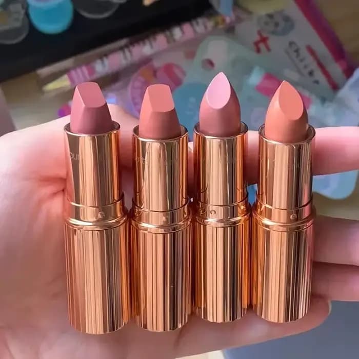Charlotte Tilbury KISSING Lipstick