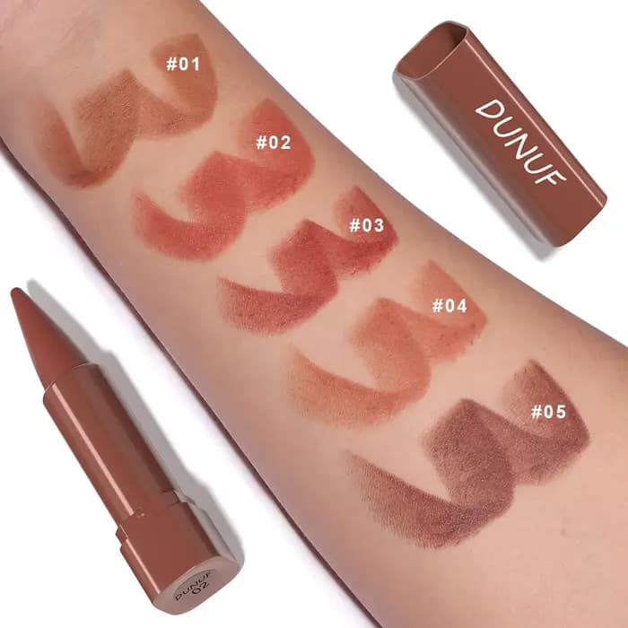 Stylo à lèvres dégradé avec finition velours mat