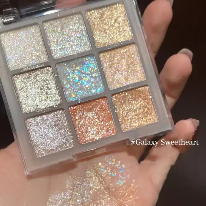 Palette de fards à paupières à paillettes