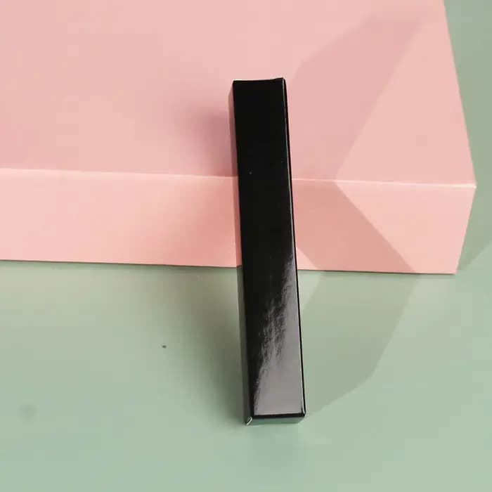 Boîtes d'emballage pour tubes de gloss à lèvres