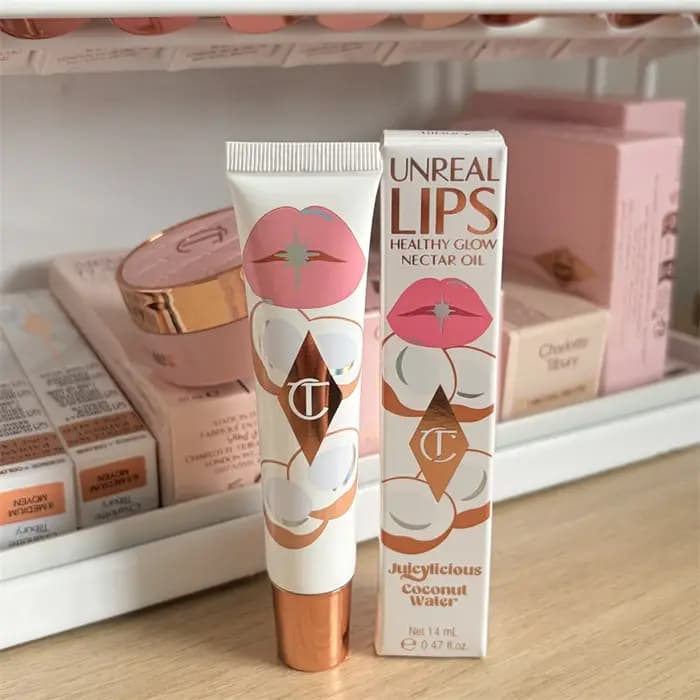 Gloss à lèvres et baume à lèvres CT Brand