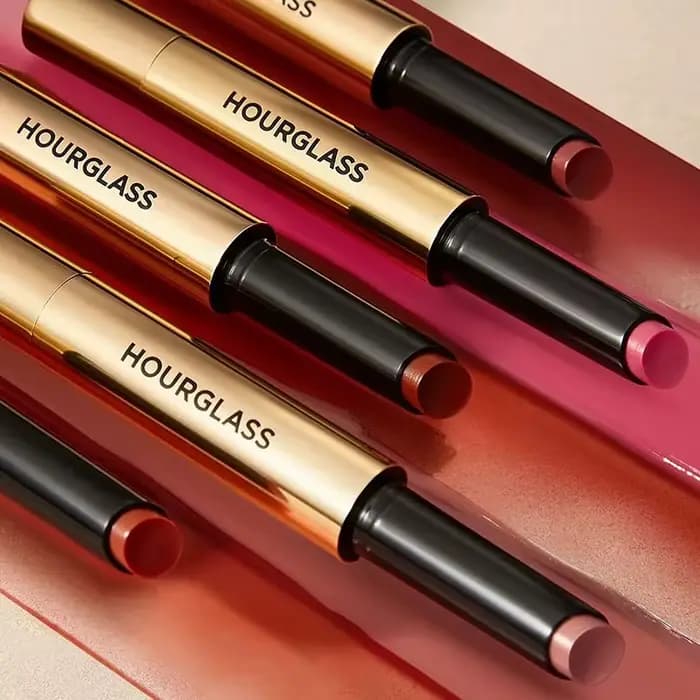 Baume à lèvres volumisant brillant Hourglass 6 couleurs