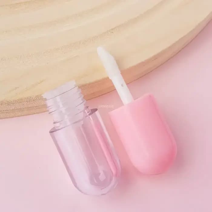 Mini d'extraction de baume à lèvres brillant pour femmes et filles