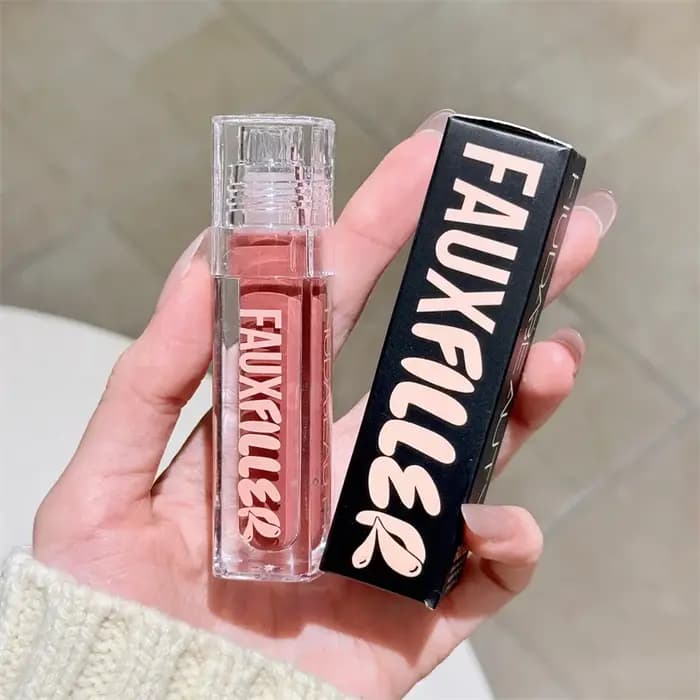 Faux Filler Gloss à lèvres brillant non collant