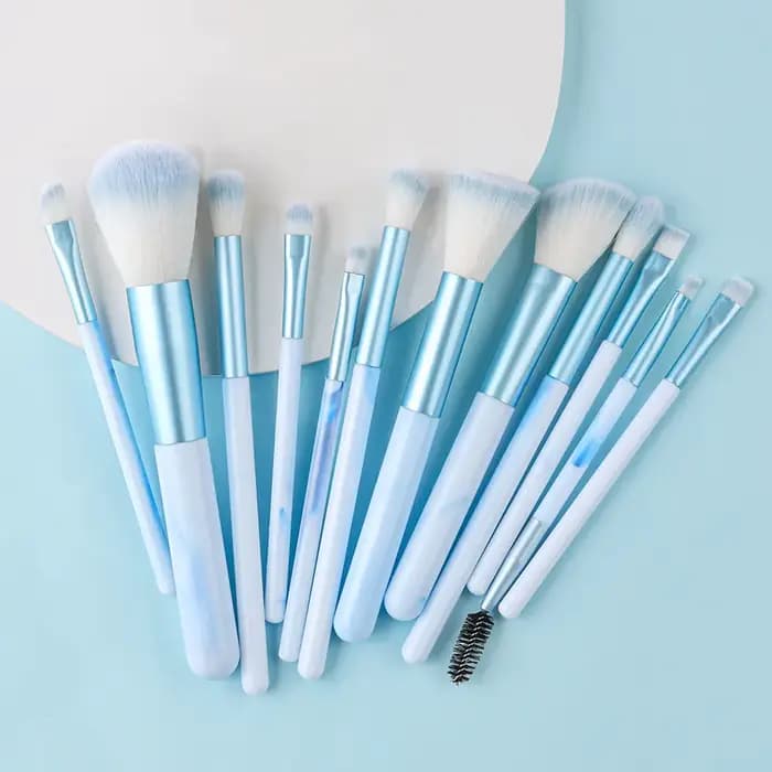 Ensemble de pinceaux de maquillage doux et moelleux pour femme